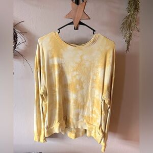 all in motion | yellow tie dye crew